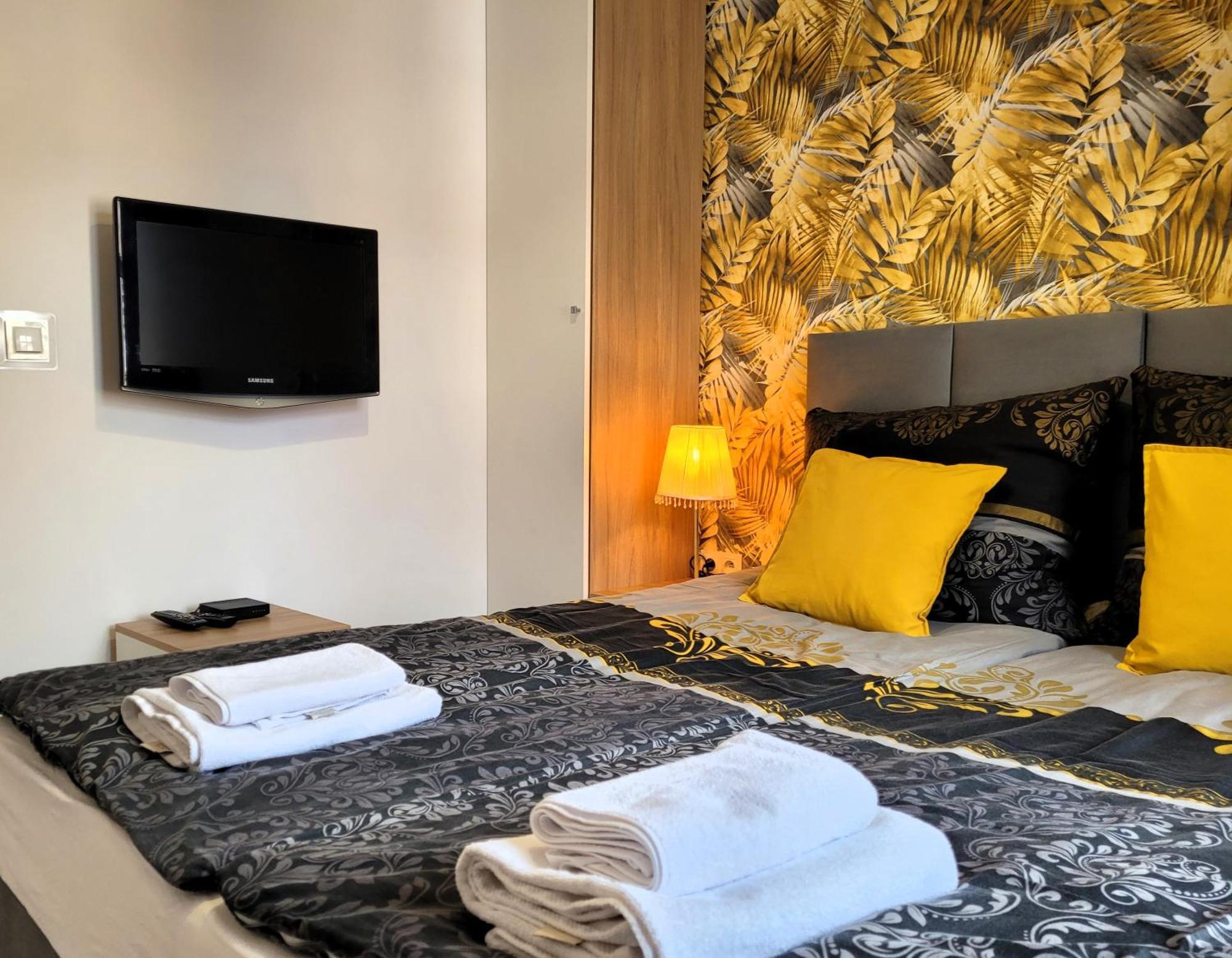 Apartament Przy Placu Piastowskim Jelenia Góra Kültér fotó