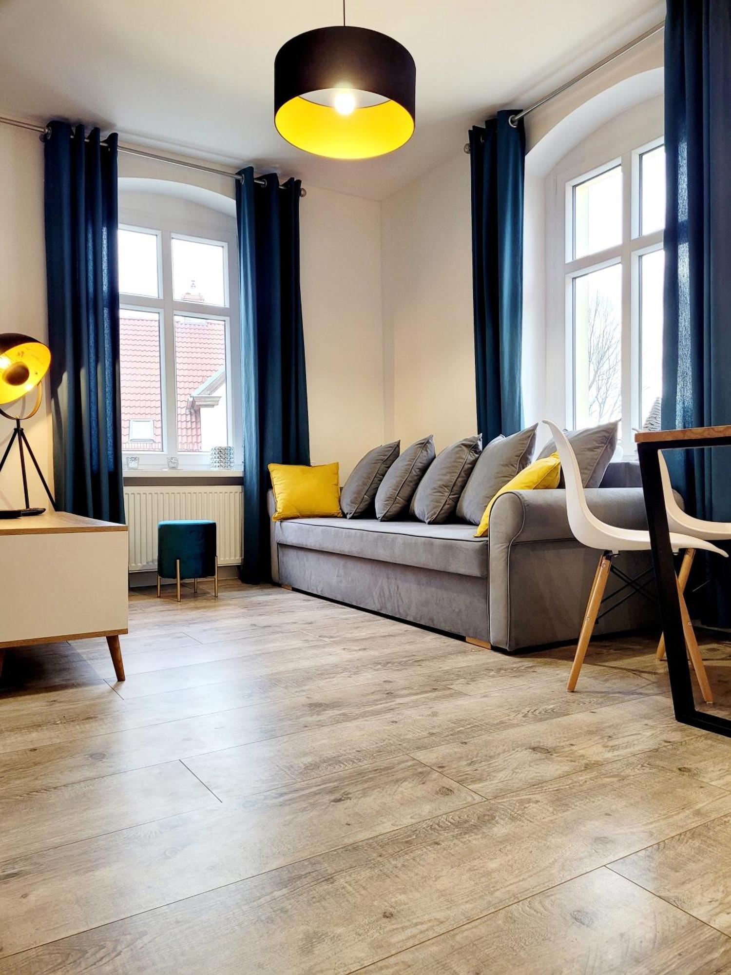 Apartament Przy Placu Piastowskim Jelenia Góra Kültér fotó
